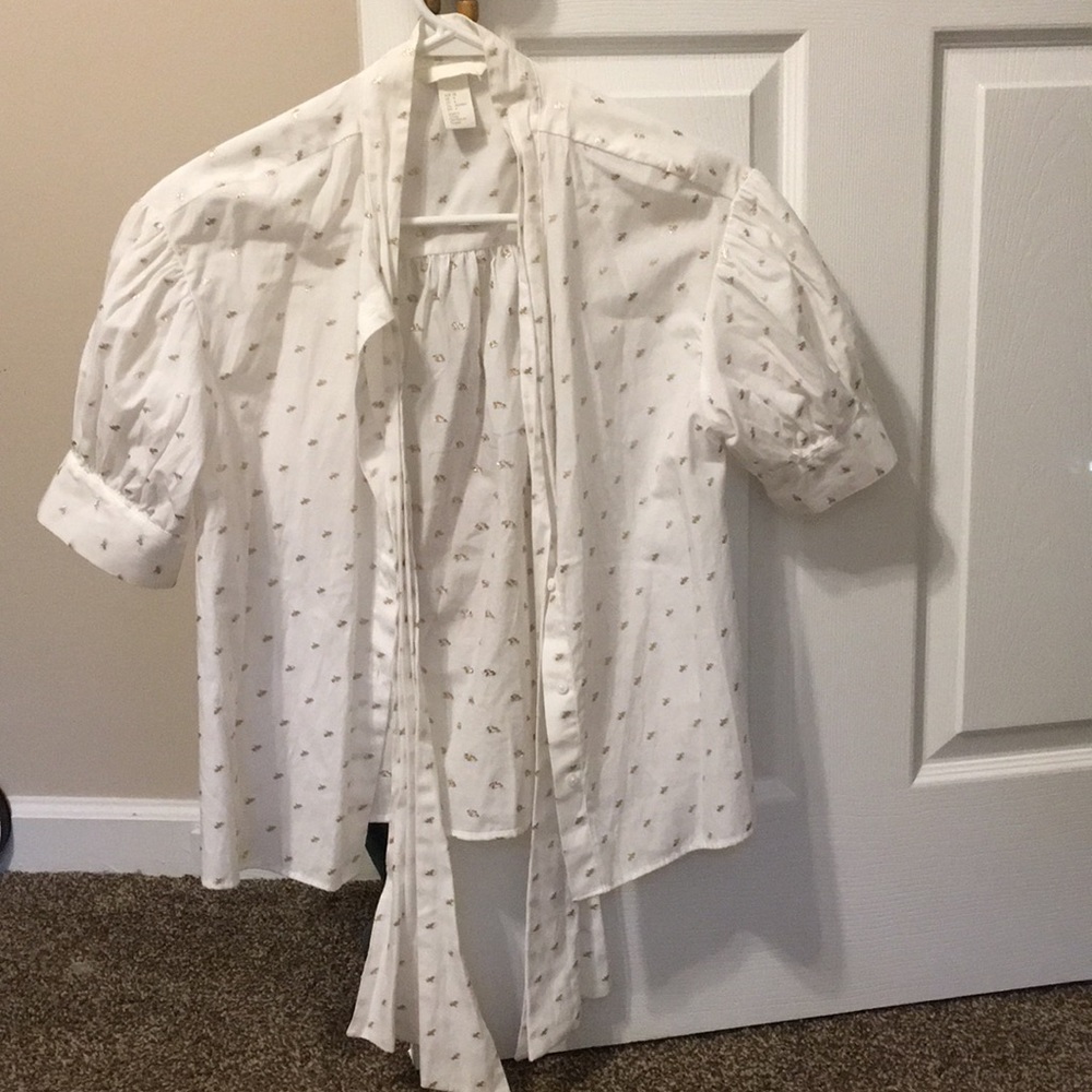 H&M blouse size 4. Worn once.